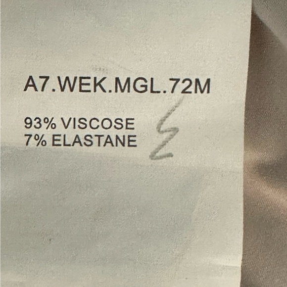👗 Nothing But Love Plunging Ruched Beige Evening Dress - Size Large ✨ - Picture 10 of 15